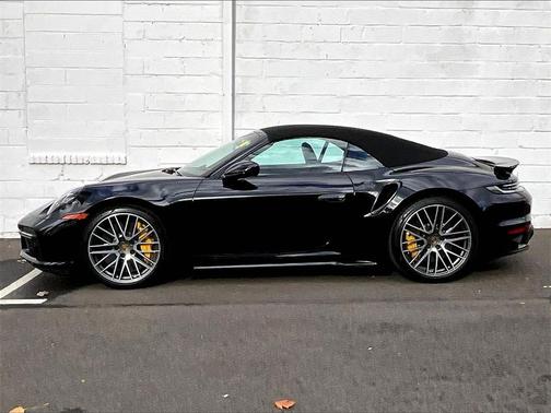 2022 Porsche 911 Turbo S