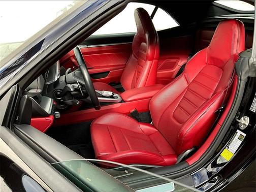 2022 Porsche 911 Turbo S