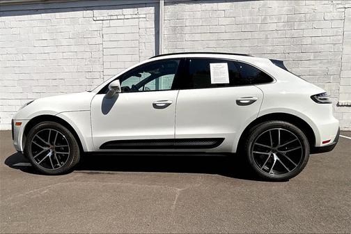 2025 Porsche Macan