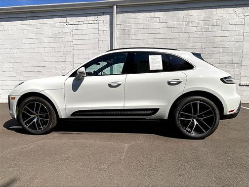 2025 Porsche Macan 