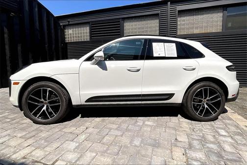 2025 Porsche Macan