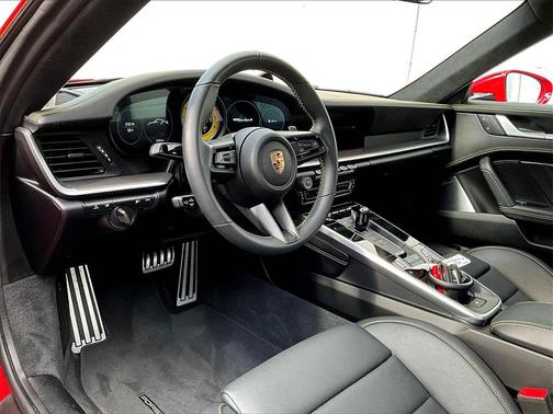 2025 Porsche 911 Turbo S