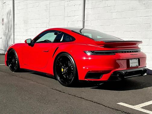 2025 Porsche 911 Turbo S