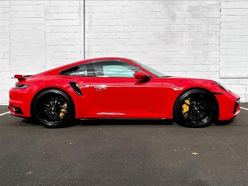 2025 Porsche 911 Turbo S