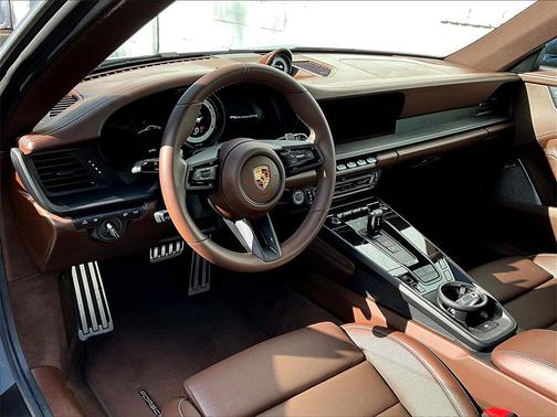 2024 Porsche 911 Carrera GTS