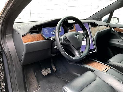 2020 Tesla Model X Long Range Dual Motor All-Wheel Drive