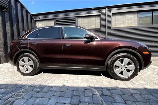2022 Porsche Cayenne