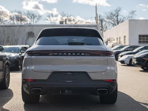 2025 Porsche Cayenne Cayenne