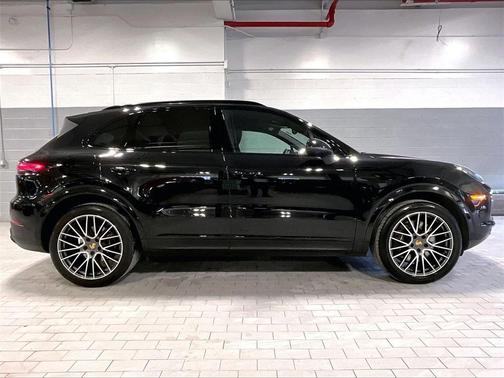2023 Porsche Cayenne Cayenne