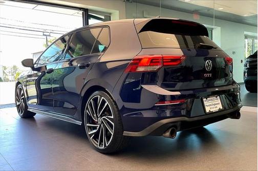 2022 Volkswagen Golf GTI 2.0T S DSG