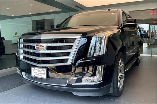 2018 Cadillac Escalade ESV Luxury