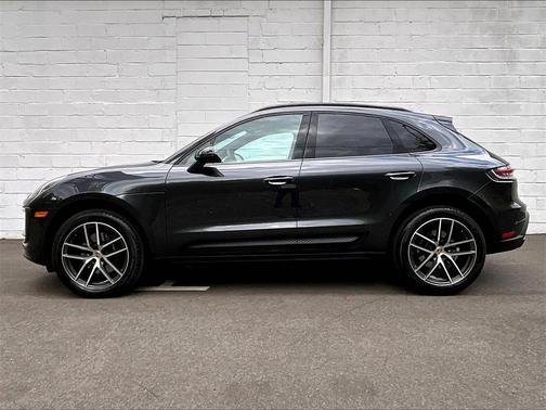2025 Porsche Macan