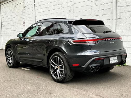 2025 Porsche Macan