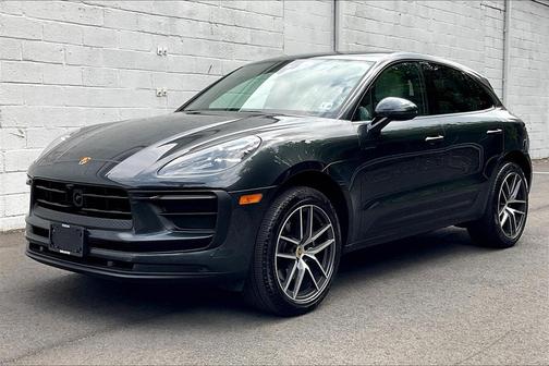 2025 Porsche Macan