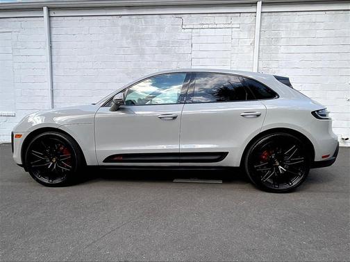2024 Porsche Macan GTS