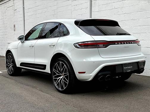 2025 Porsche Macan 