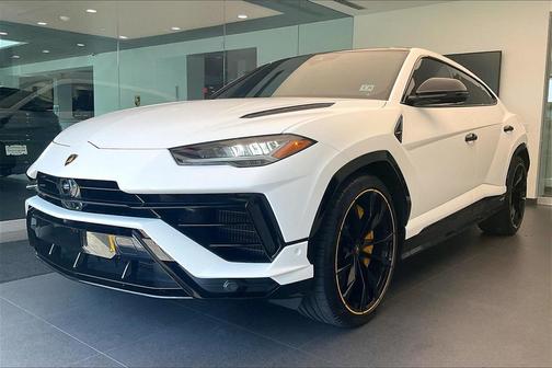 2024 Lamborghini Urus S