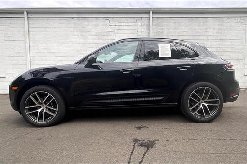 2025 Porsche Macan