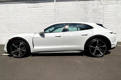2022 Porsche Taycan 4