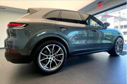 2024 Porsche Cayenne