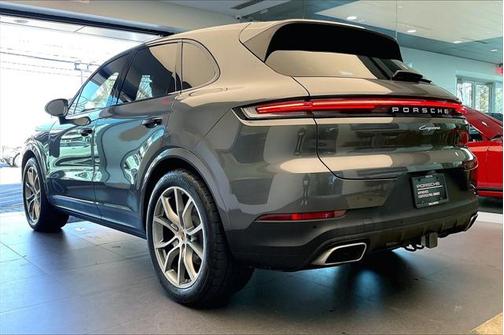 2024 Porsche Cayenne