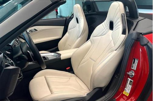 2022 BMW Z4 M40i