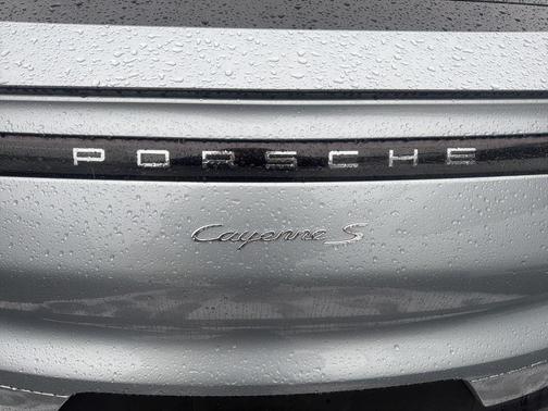 2022 Porsche Cayenne S