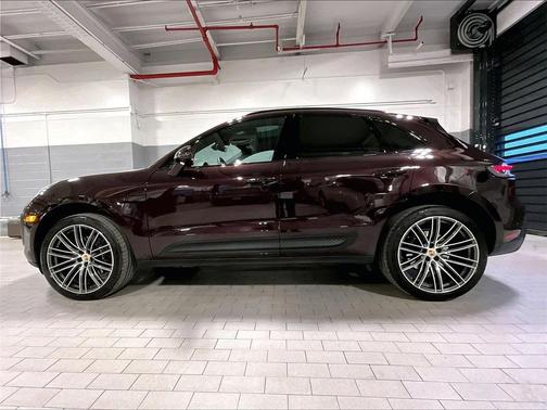 2025 Porsche Macan 
