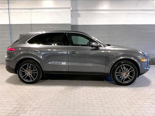 2022 Porsche Cayenne Cayenne E-Hybrid