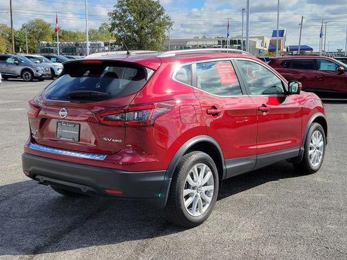 2022 Nissan Rogue Sport SV