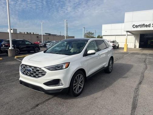 2024 Ford Edge Titanium