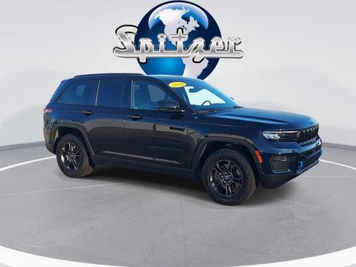 2024 Jeep Grand Cherokee 4xe Trailhawk