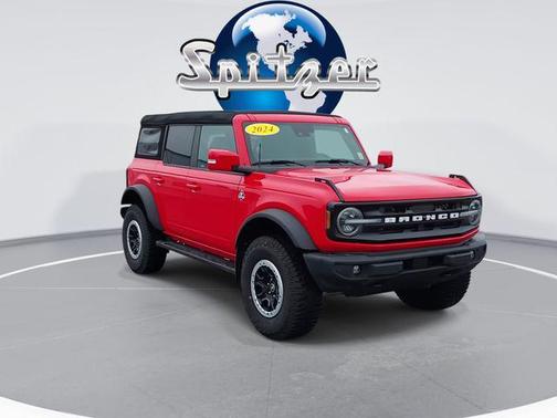2024 Ford Bronco Outer Banks