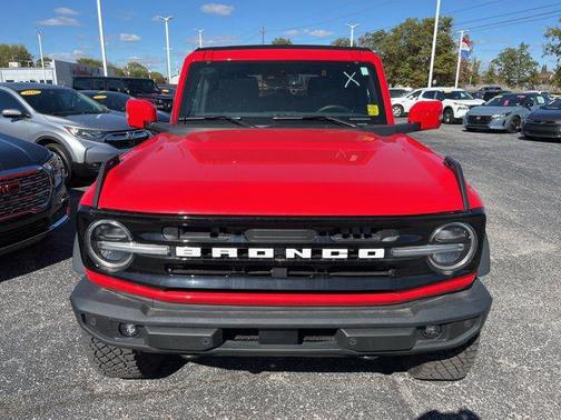 2024 Ford Bronco Outer Banks