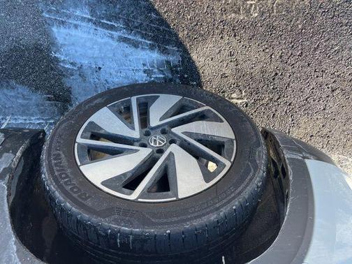 2024 Volkswagen Atlas 2.0T SE w/Technology 4MOTION