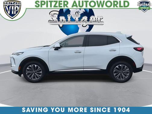 Iridescent White Tricoat 2026 Buick Envision Preferred AWD