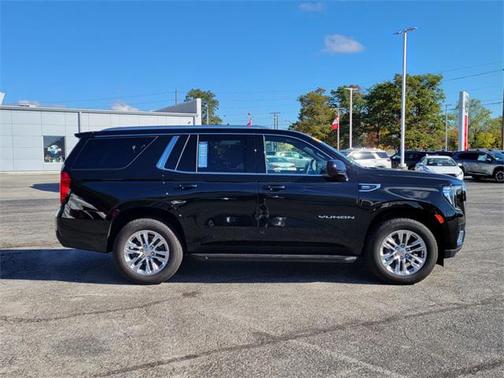 2024 GMC Yukon SLE