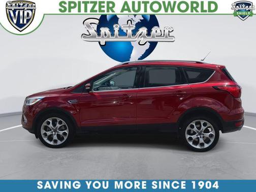 RUBY RED METALLIC TINTED CC 2019 Ford Escape Titanium