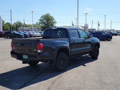 2022 Toyota Tacoma SR5