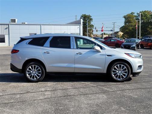 2018 Buick Enclave Essence