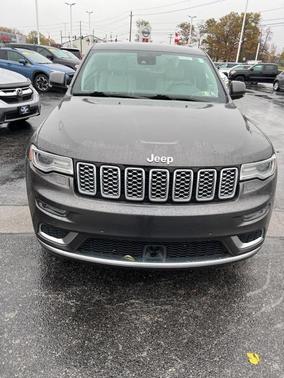 2019 Jeep Grand Cherokee Summit
