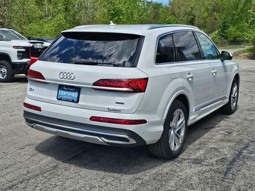 2024 Audi Q7 55 Premium Plus