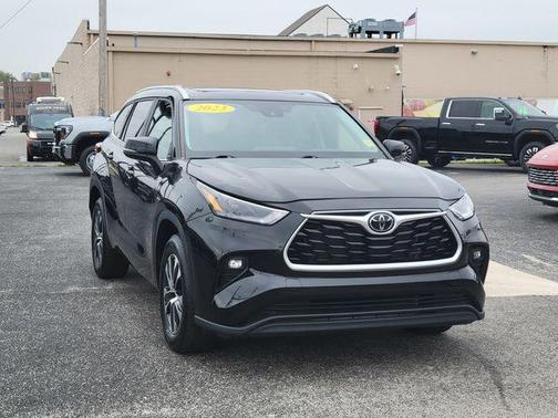 2023 Toyota Highlander XLE