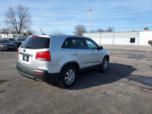 2012 Kia Sorento LX