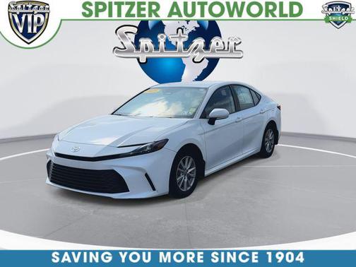 Ice Cap 2025 Toyota Camry LE