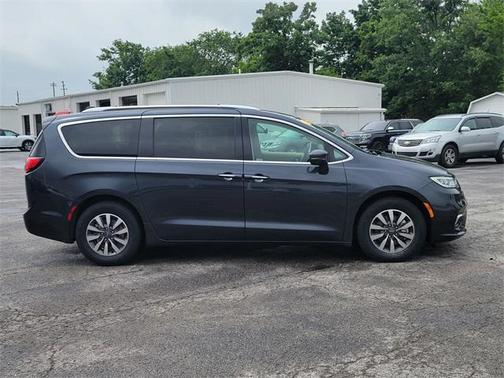 2021 Chrysler Pacifica Hybrid Touring L