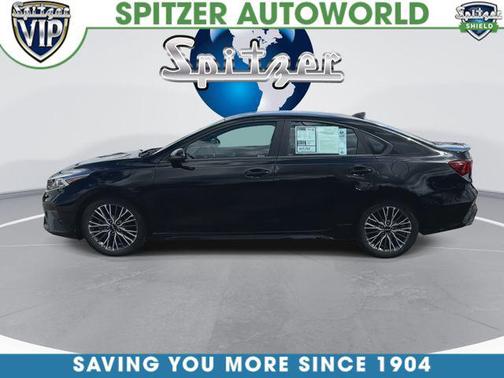 Aurora Black 2023 Kia Forte GT-Line