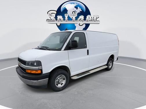 2024 Chevrolet Express 2500 RWD 2500 Regular Wheelbase WT
