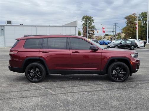 2023 Jeep Grand Cherokee L Altitude