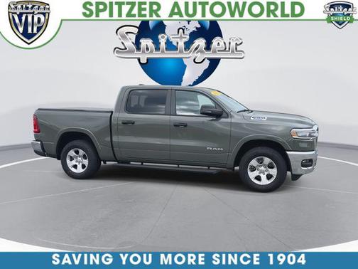 Canyon Lake 2025 RAM 1500 Big Horn/Lone Star